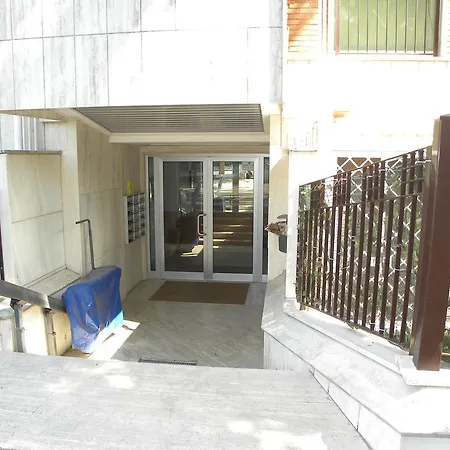 Interno 10 דירה